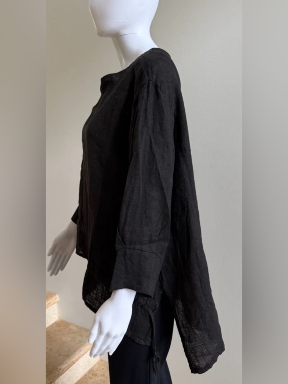 DEVITALIA Linen Ruffle Top Tunic, One Size - Picture 4 of 6